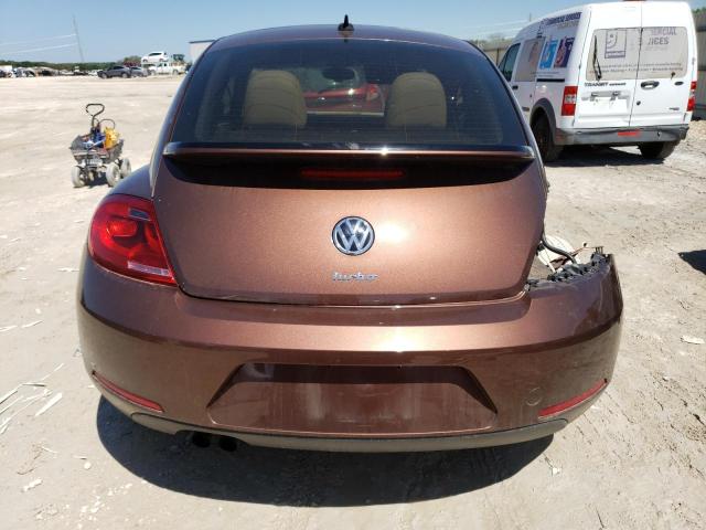 Photo 6 from auction – 2016 VOLKSWAGEN BEETLE SE with VIN 3VWJ07AT2GM632900