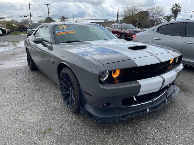 DODGE CHALLENGER 2019 with VIN 2C3CDZBT3KH620308 - Photo from auction