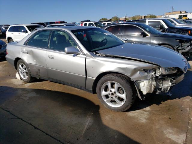 Photo 4 from auction – 2001 LEXUS ES 300 with VIN JT8BF28G410333600