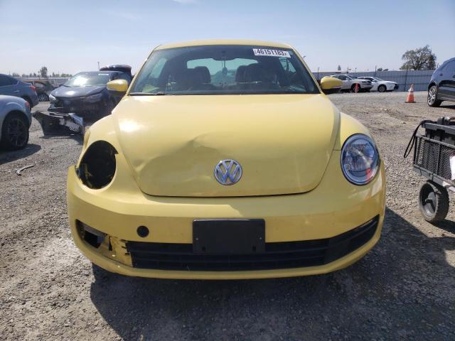 Photo 5 from auction – 2012 VOLKSWAGEN BEETLE with VIN 3VWJP7AT2CM603046