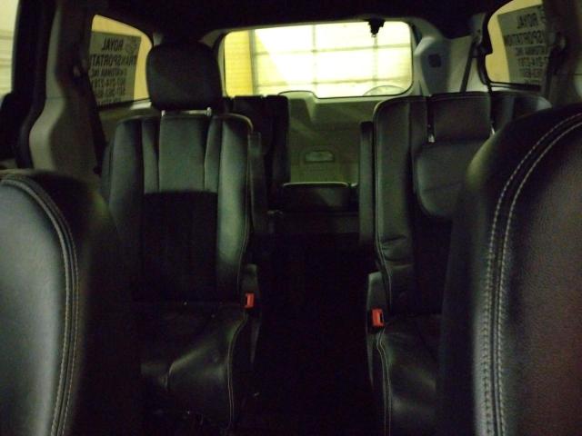 Photo 10 from auction – 2017 DODGE GRAND CARA with VIN 2C4RDGCG0HR574242