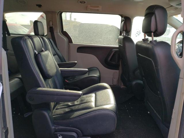 Photo 11 from auction – 2016 CHRYSLER TOWN & COU with VIN 2C4RC1BG9GR291225