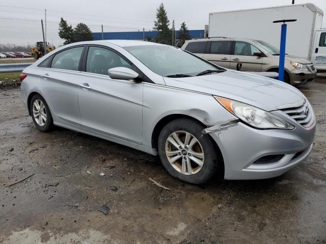Photo 4 from auction – 2013 HYUNDAI SONATA GLS with VIN 5NPEB4AC1DH724322