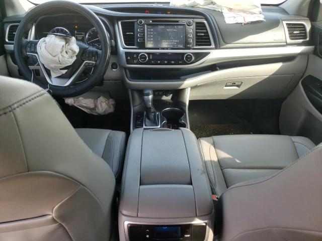 Photo 8 from auction – 2018 TOYOTA HIGHLANDER with VIN 5TDKZRFH5JS285616