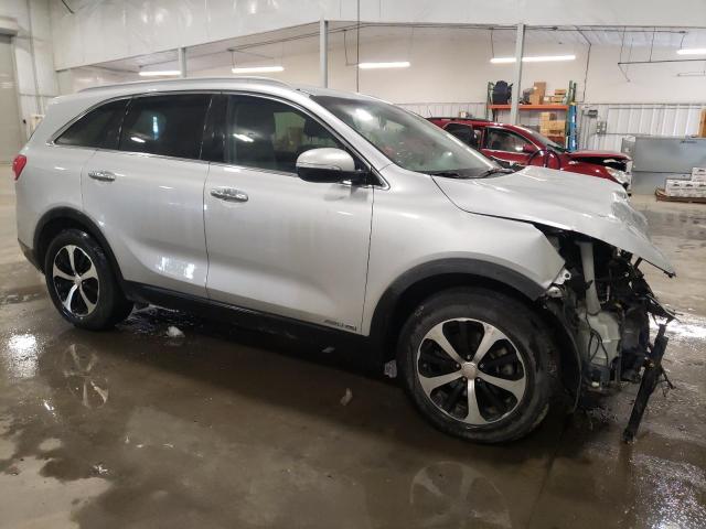Photo 4 from auction – 2016 KIA SORENTO EX with VIN 5XYPHDA5XGG006059