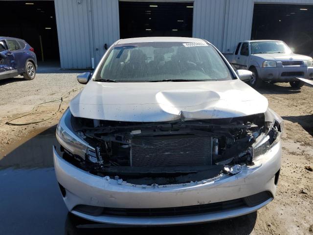 Photo 5 from auction – 2017 KIA FORTE LX with VIN 3KPFK4A71HE153254