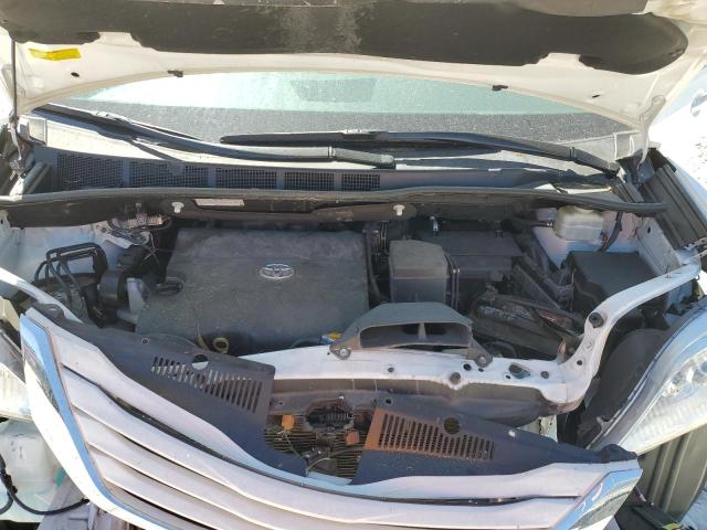 Photo 12 from auction – 2016 TOYOTA SIENNA LE with VIN 5TDKK3DC9GS728822