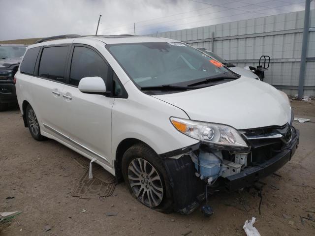 Photo 4 from auction – 2018 TOYOTA SIENNA XLE with VIN 5TDYZ3DC7JS962583