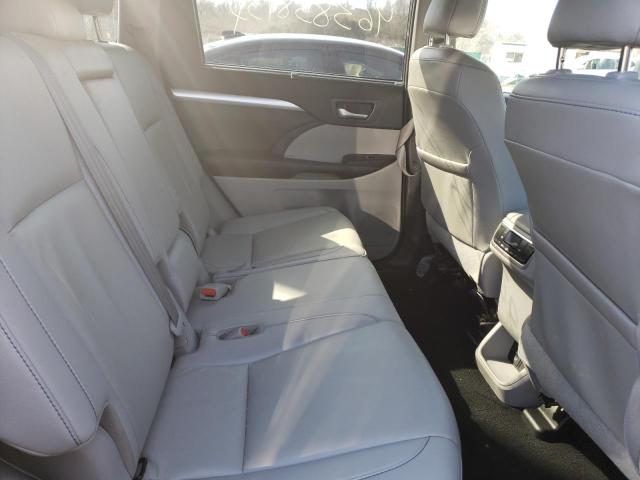 Photo 10 from auction – 2019 TOYOTA HIGHLANDER with VIN 5TDJZRFH4KS623164