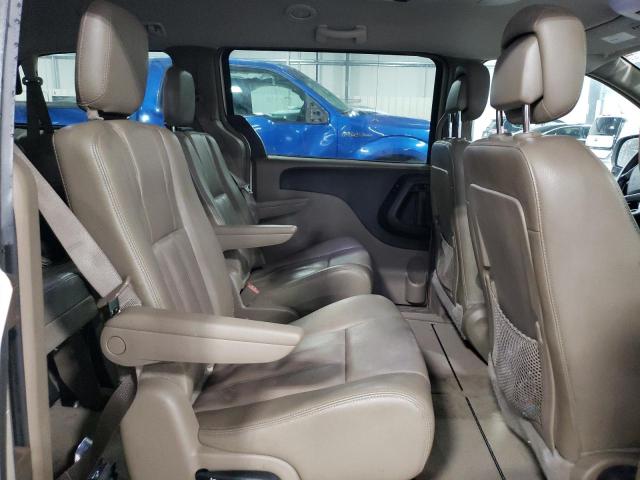 Photo 11 from auction – 2013 CHRYSLER TOWN & COU with VIN 2C4RC1BG8DR620332
