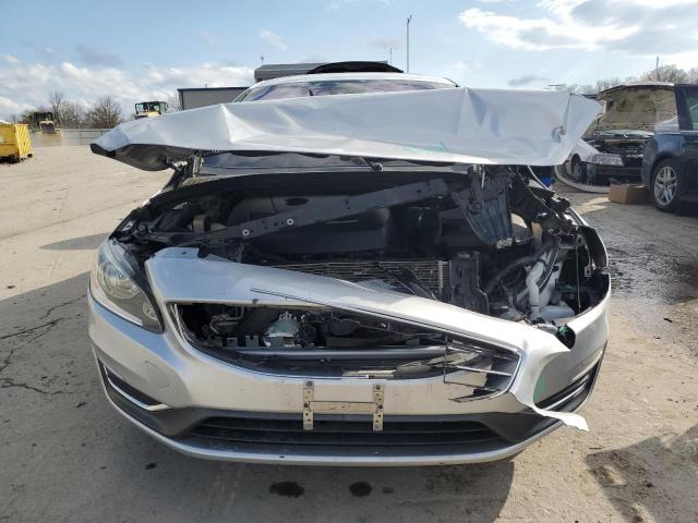 Photo 5 from auction – 2017 VOLVO S60 PREMIE with VIN LYV402TK2HB127437