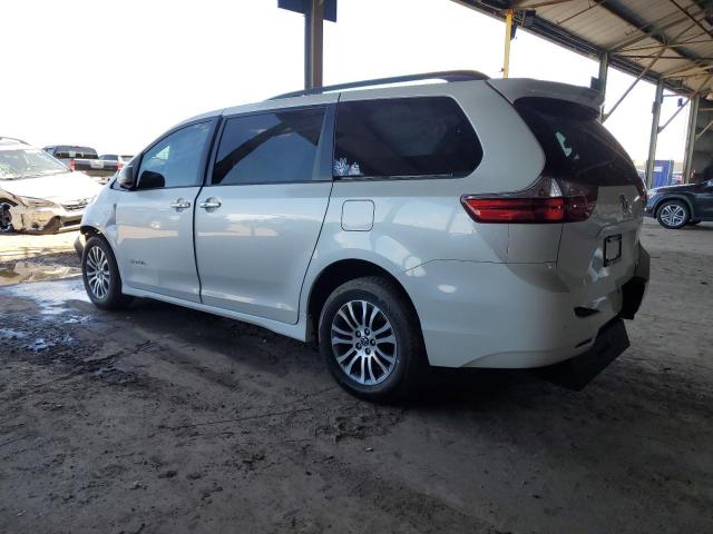 Photo 2 from auction – 2018 TOYOTA SIENNA XLE with VIN 5TDYZ3DC1JS947366