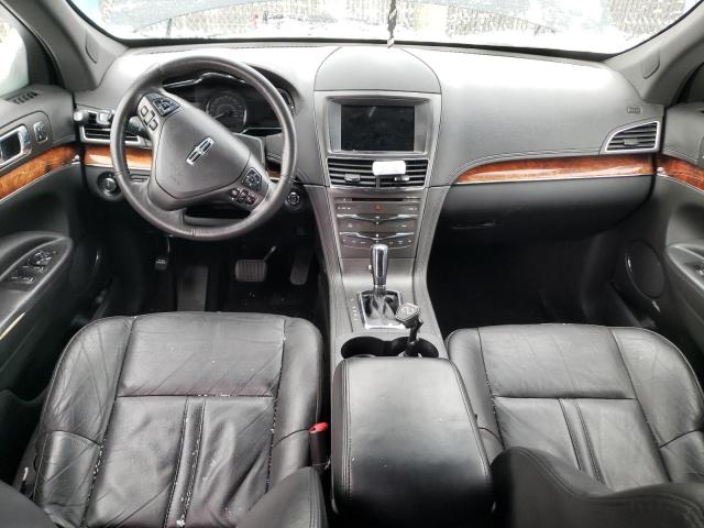 Photo 8 from auction – 2017 LINCOLN MKT with VIN 2LMHJ5NK0HBL01353