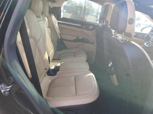 Photo 10 from auction – 2017 PORSCHE CAYENNE SE with VIN WP1AE2A24HLA74581