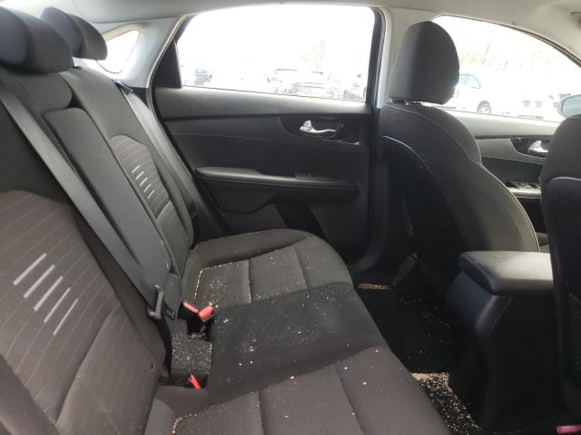 Photo 10 from auction – 2019 KIA FORTE GT L with VIN 3KPF34AD2KE007939