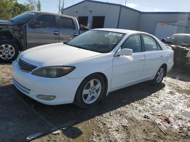 TOYOTA CAMRY LE 2003 with VIN 4T1BF32K83U042268 - Photo from auction