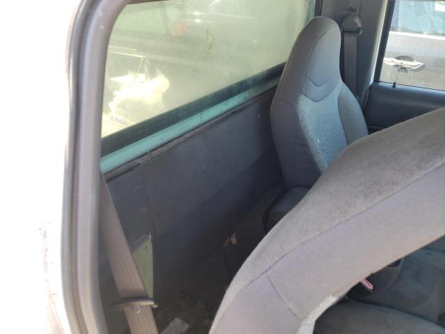 Photo 10 from auction – 2002 FORD RANGER with VIN 1FTYR10U32PA12784