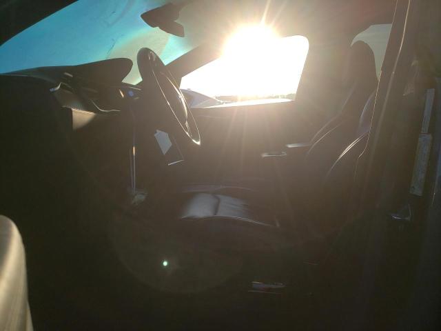Photo 7 from auction – 2017 TESLA MODEL X with VIN 5YJXCBE21HF041553