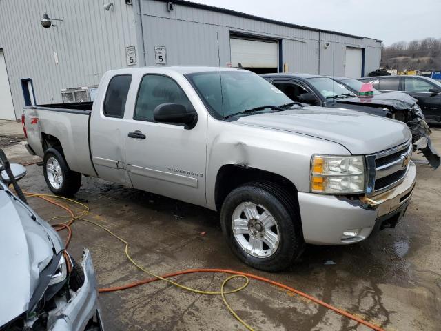 Photo 4 from auction – 2007 CHEVROLET SILVERADO with VIN 2GCEK19JX71620435