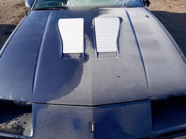 Photo 11 from auction – 1983 CHEVROLET CAMARO with VIN 1G1AP87H4DN138183
