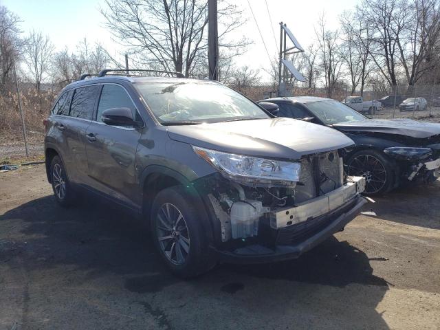 Photo 4 from auction – 2019 TOYOTA HIGHLANDER with VIN 5TDJZRFH4KS623164