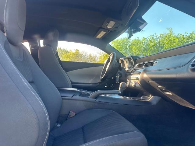 Photo 5 from auction – 2014 CHEVROLET CAMARO LS with VIN 2G1FA1E30E9226111