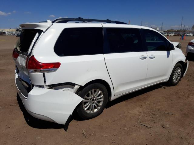 Photo 3 from auction – 2011 TOYOTA SIENNA XLE with VIN 5TDYK3DC0BS138432