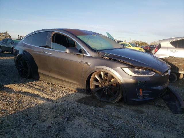 Photo 4 from auction – 2017 TESLA MODEL X with VIN 5YJXCBE21HF041553