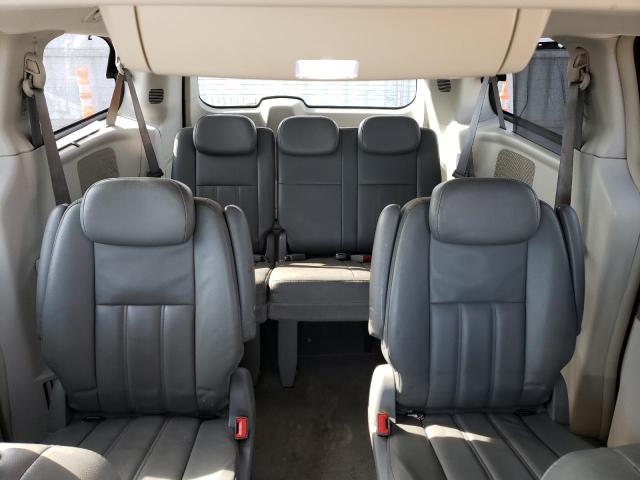 Photo 10 from auction – 2010 CHRYSLER TOWN & COU with VIN 2A4RR5DX9AR126120