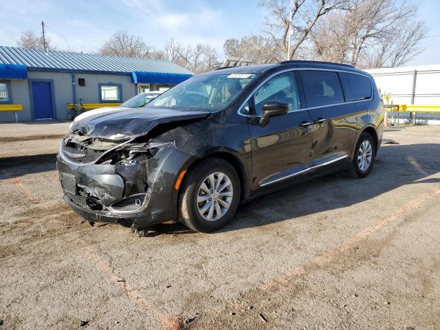 CHRYSLER PACIFICA T 2017 with VIN 2C4RC1BG1HR748143 - Photo from auction