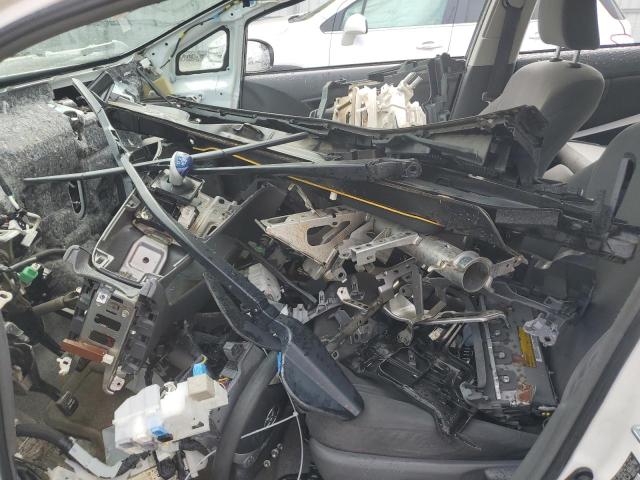 Photo 7 from auction – 2010 TOYOTA PRIUS with VIN JTDKN3DU4A0065170