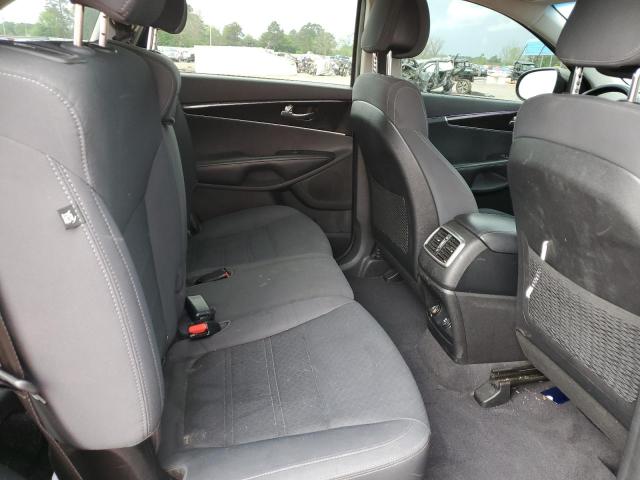 Photo 11 from auction – 2016 KIA SORENTO with VIN 5XYPG4A37GG070173