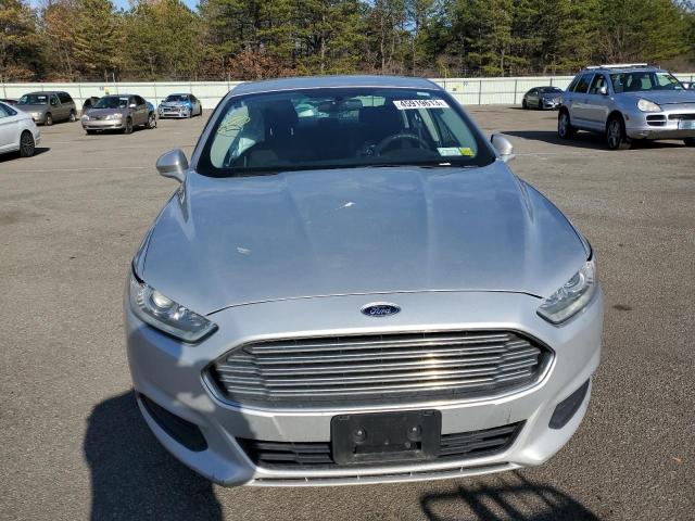 Photo 5 from auction – 2016 FORD FUSION SE with VIN 3FA6P0H76GR117282