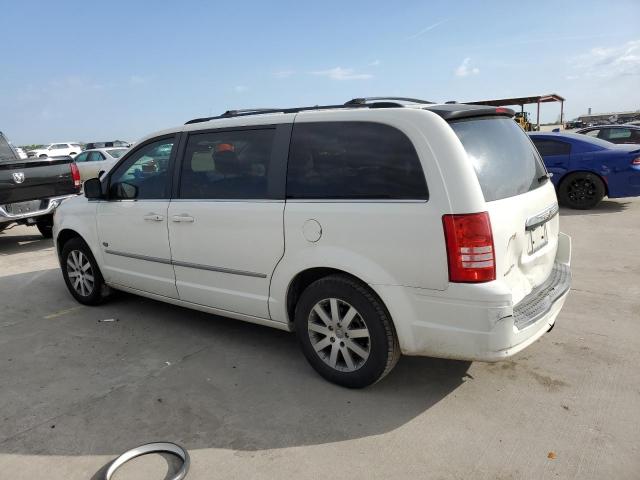 Photo 2 from auction – 2009 CHRYSLER TOWN & COU with VIN 2A8HR54149R679761