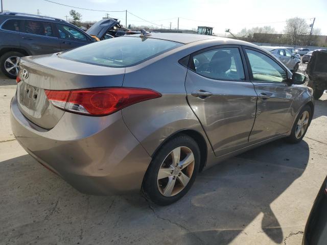 Photo 3 from auction – 2012 HYUNDAI ELANTRA GL with VIN 5NPDH4AE5CH073741