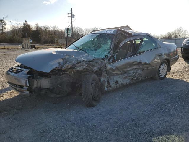 Photo 1 from auction – 1998 TOYOTA CAMRY with VIN 4T1BG22K7WU283203