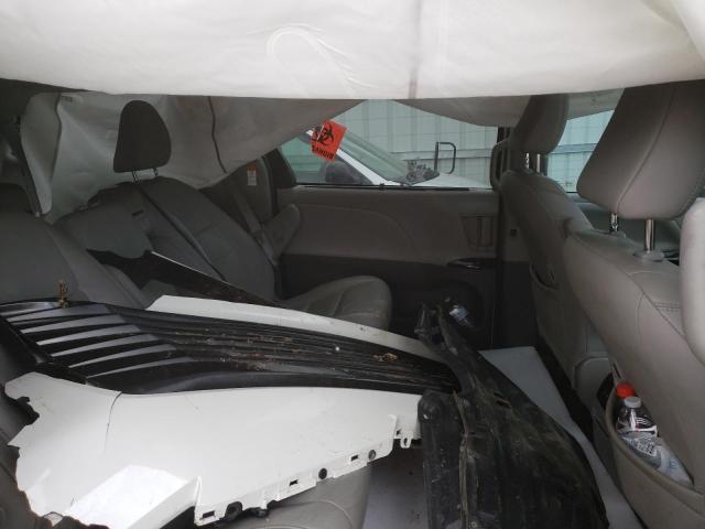 Photo 11 from auction – 2018 TOYOTA SIENNA XLE with VIN 5TDYZ3DC7JS962583