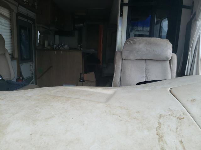 Photo 6 from auction – 1996 FREIGHTLINER CHASSIS M with VIN 4UZAMFAC4TC833979