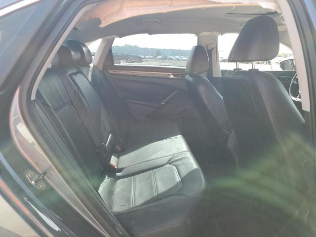 Photo 10 from auction – 2016 VOLKSWAGEN PASSAT SE with VIN 1VWBT7A36GC033477