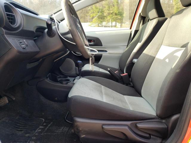 Photo 7 from auction – 2012 TOYOTA PRIUS C with VIN JTDKDTB30C1014517