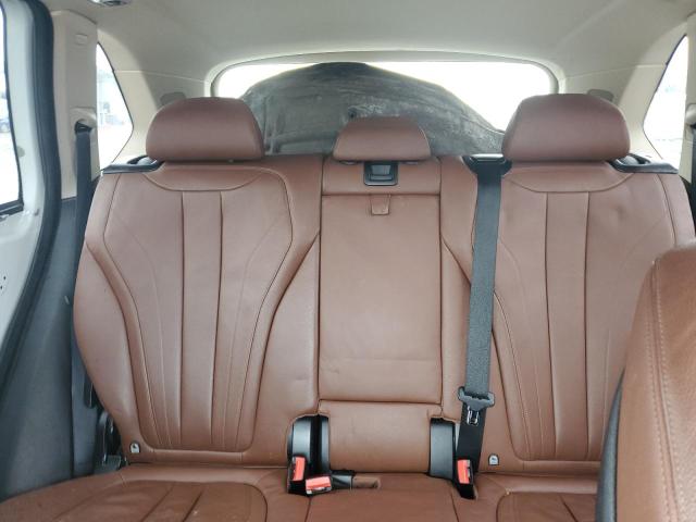 Photo 10 from auction – 2015 BMW X5 XDRIVE3 with VIN 5UXKR0C5XF0P01934