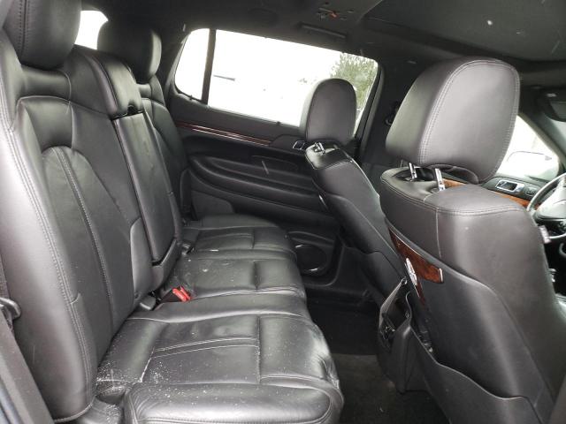 Photo 11 from auction – 2017 LINCOLN MKT with VIN 2LMHJ5NK0HBL01353
