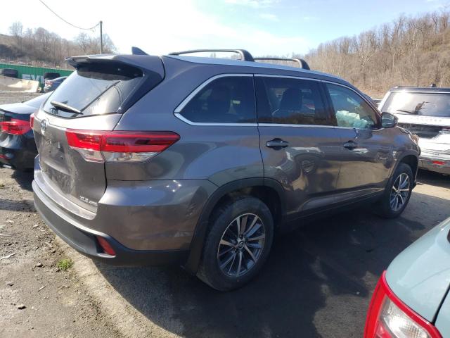 Photo 3 from auction – 2019 TOYOTA HIGHLANDER with VIN 5TDJZRFH4KS623164