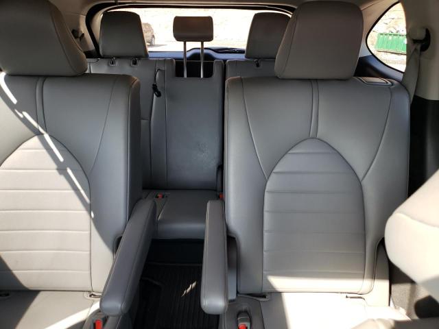 Photo 10 from auction – 2022 TOYOTA HIGHLANDER with VIN 5TDGZRBH6NS573551