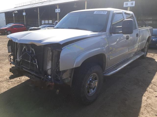 CHEVROLET SILVERADO 2004 with VIN 1GCHK232X4F232856 - Photo from auction
