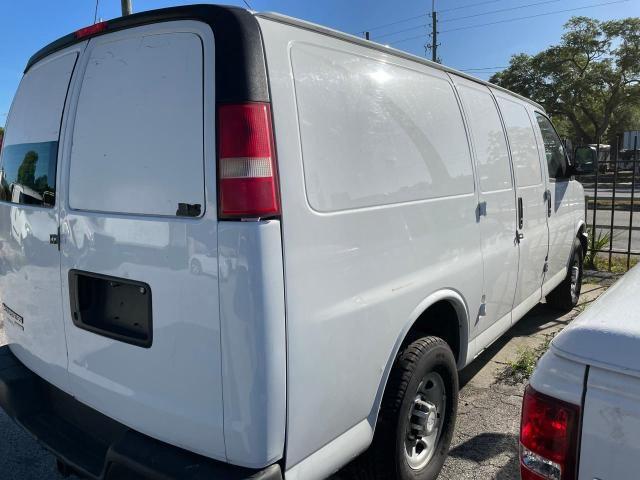 Photo 4 from auction – 2015 CHEVROLET EXPRESS G2 with VIN 1GCWGFFF0F1104673