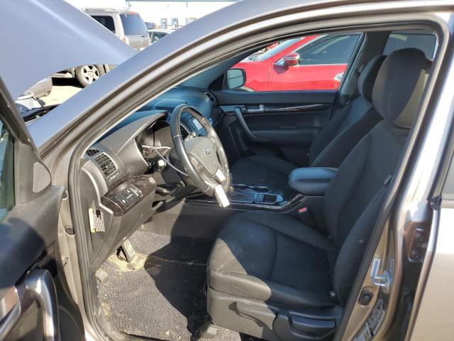 Photo 7 from auction – 2015 KIA SORENTO LX with VIN 5XYKTDA60FG655823