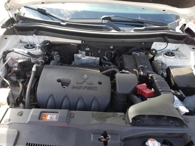 Photo 12 from auction – 2014 MITSUBISHI OUTLANDER with VIN JA4AD3A33EZ008304