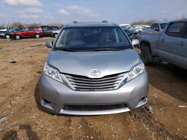 Photo 5 from auction – 2015 TOYOTA SIENNA XLE with VIN 5TDYK3DC2FS676913