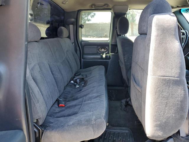 Photo 10 from auction – 2001 CHEVROLET SILVERADO with VIN 2GCEC19V711360258